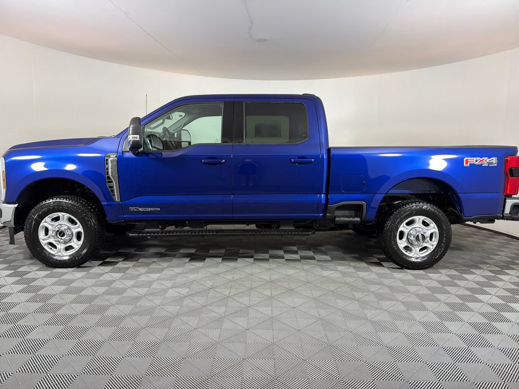New 2026 Ford F350 XLT w/ XLT Premium Package AWD/4WD image 6