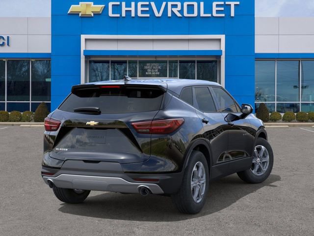 New 2026 Chevrolet Blazer LT image 4