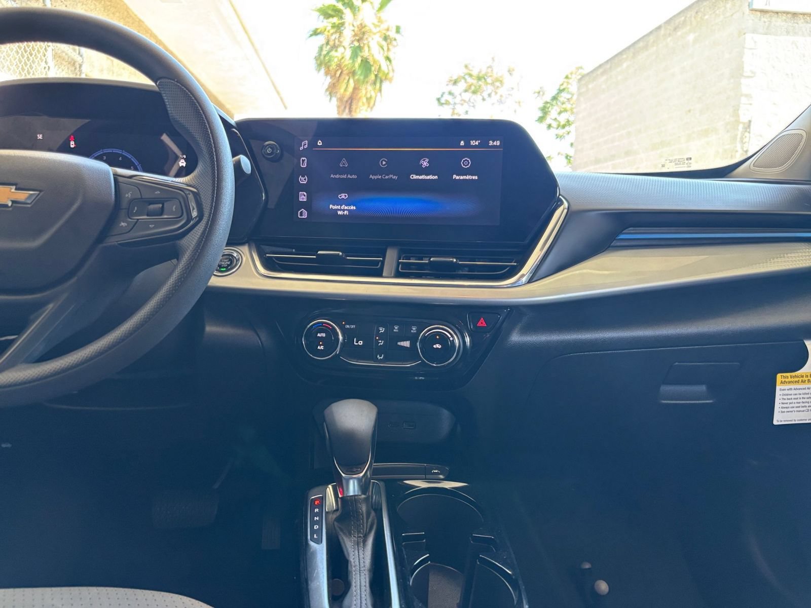 Used 2025 Chevrolet Trax LT FWD image 16
