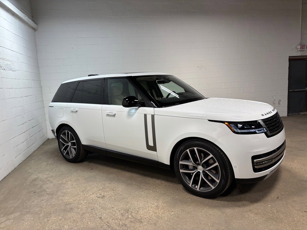 New 2025 Land Rover Range Rover SE image 5