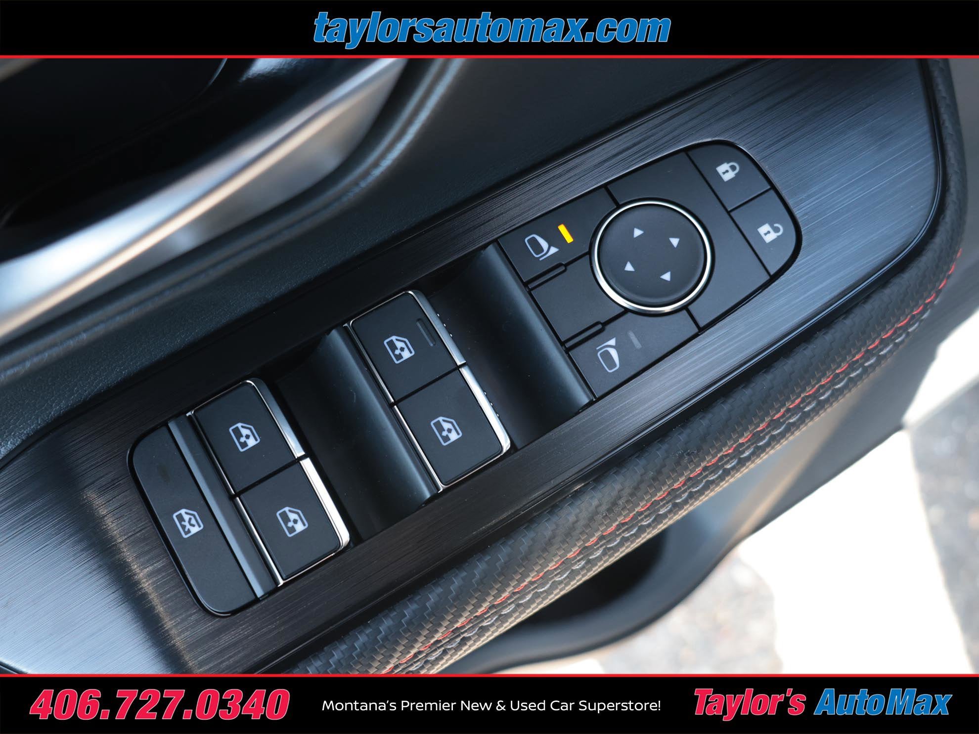 New 2026 Nissan Kicks SR w/ Cold Weather Package FWD image 24