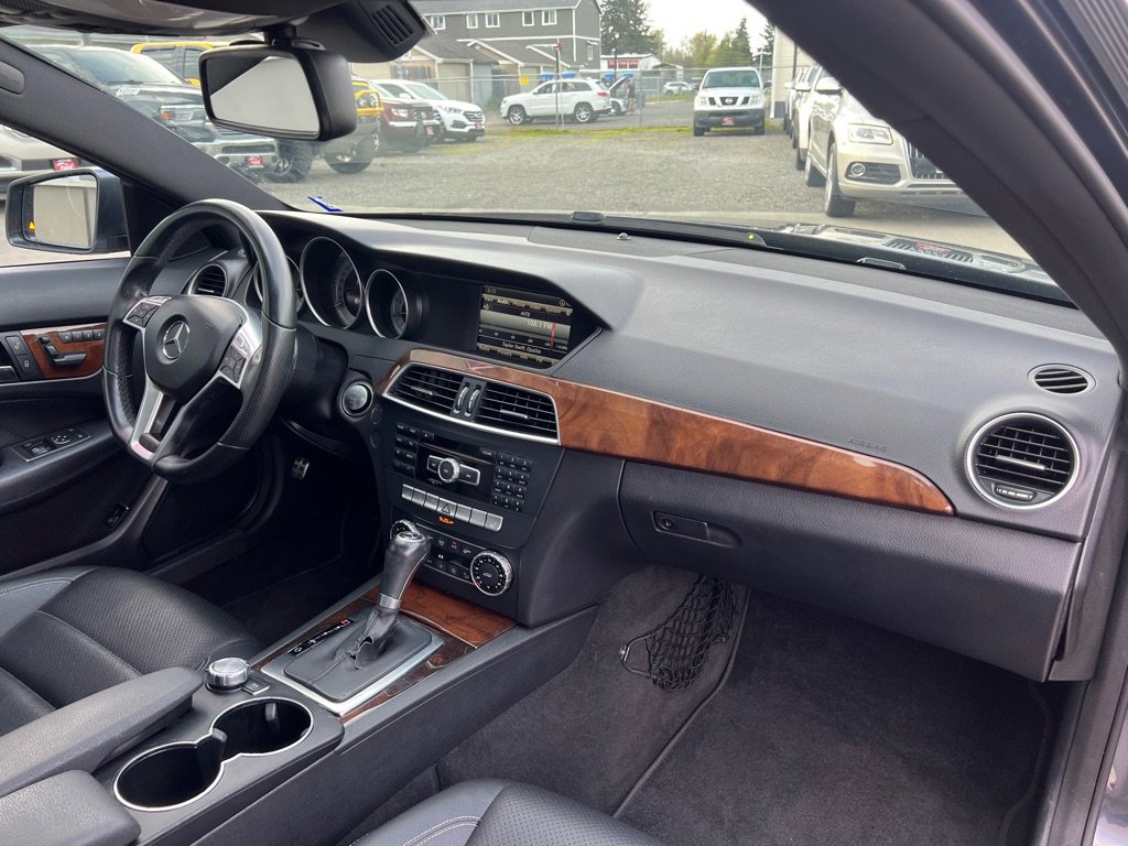 Used 2015 Mercedes-Benz C 250 Coupe image 16