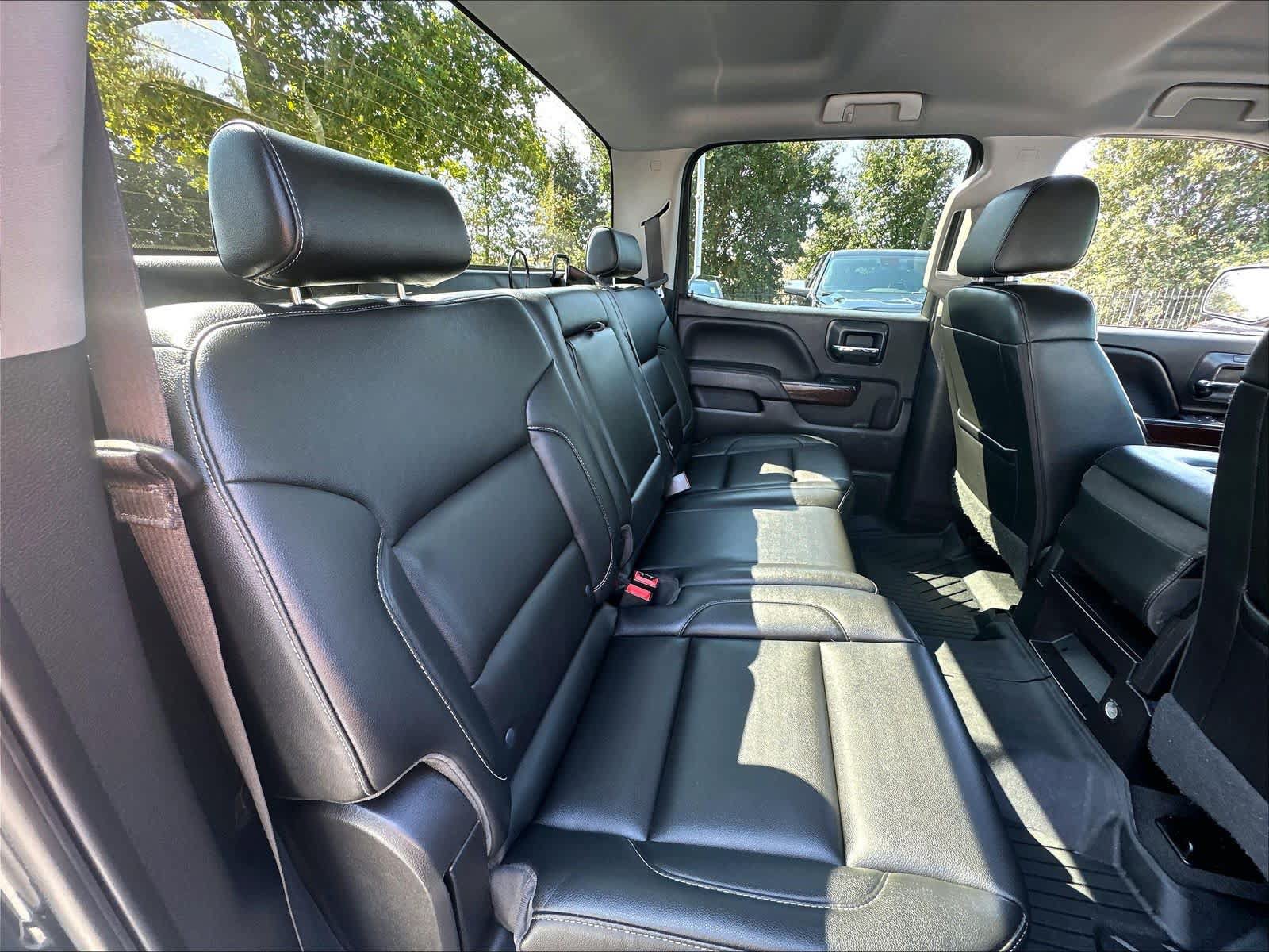 Used 2018 GMC Sierra 1500 SLT w/ SLT Premium Package AWD/4WD image 27