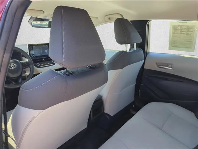 Used 2021 Toyota Corolla LE FWD image 18