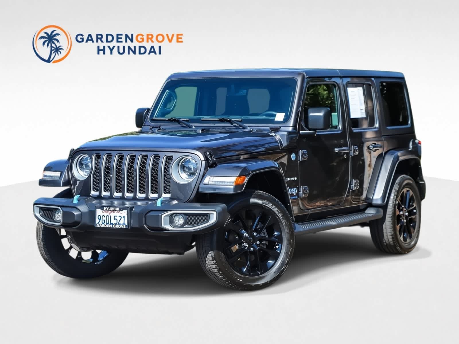 Used 2023 Jeep Wrangler Unlimited Sahara w/ Cold Weather Group