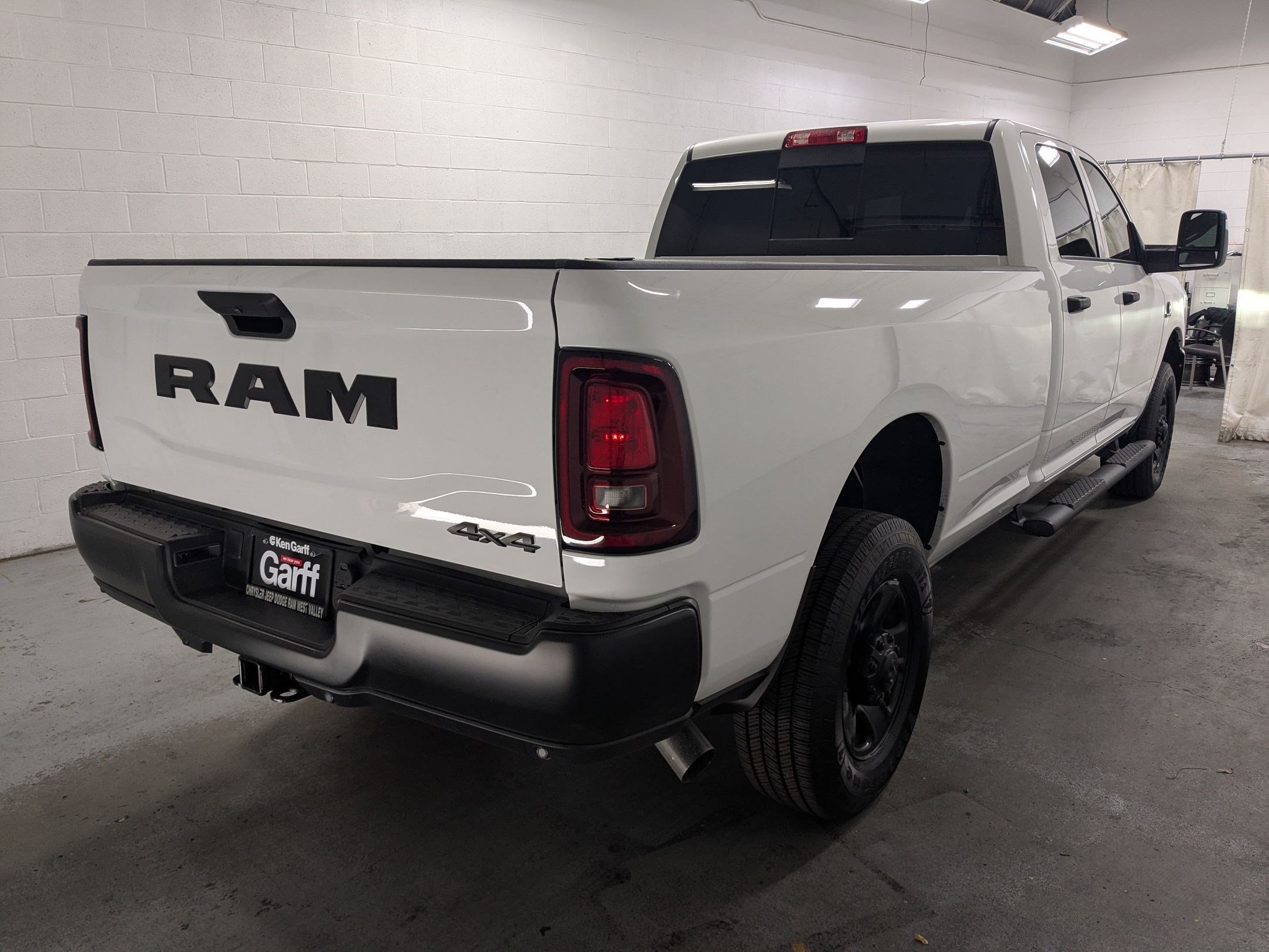Certified 2026 RAM 3500 Tradesman AWD/4WD image 7