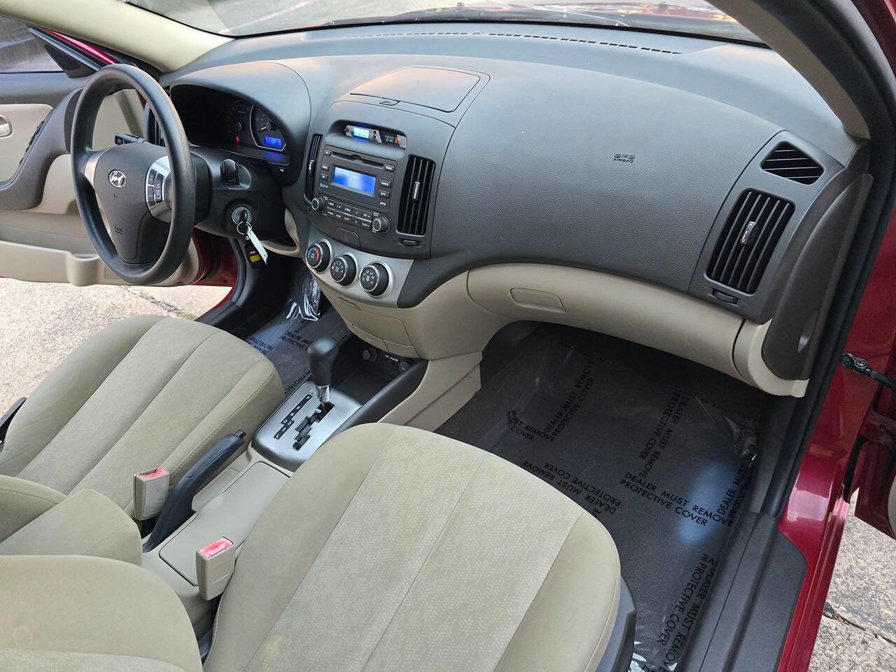 Used 2010 Hyundai Elantra GLS FWD image 23