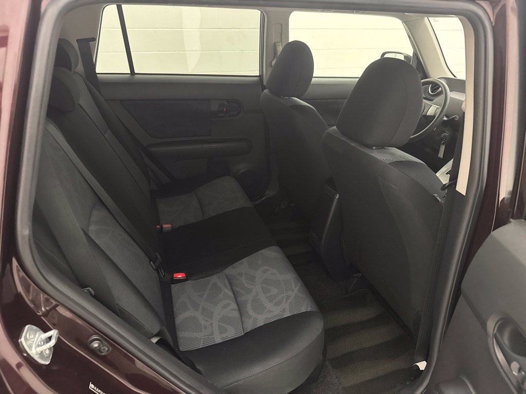 Used 2012 Scion xB FWD image 29