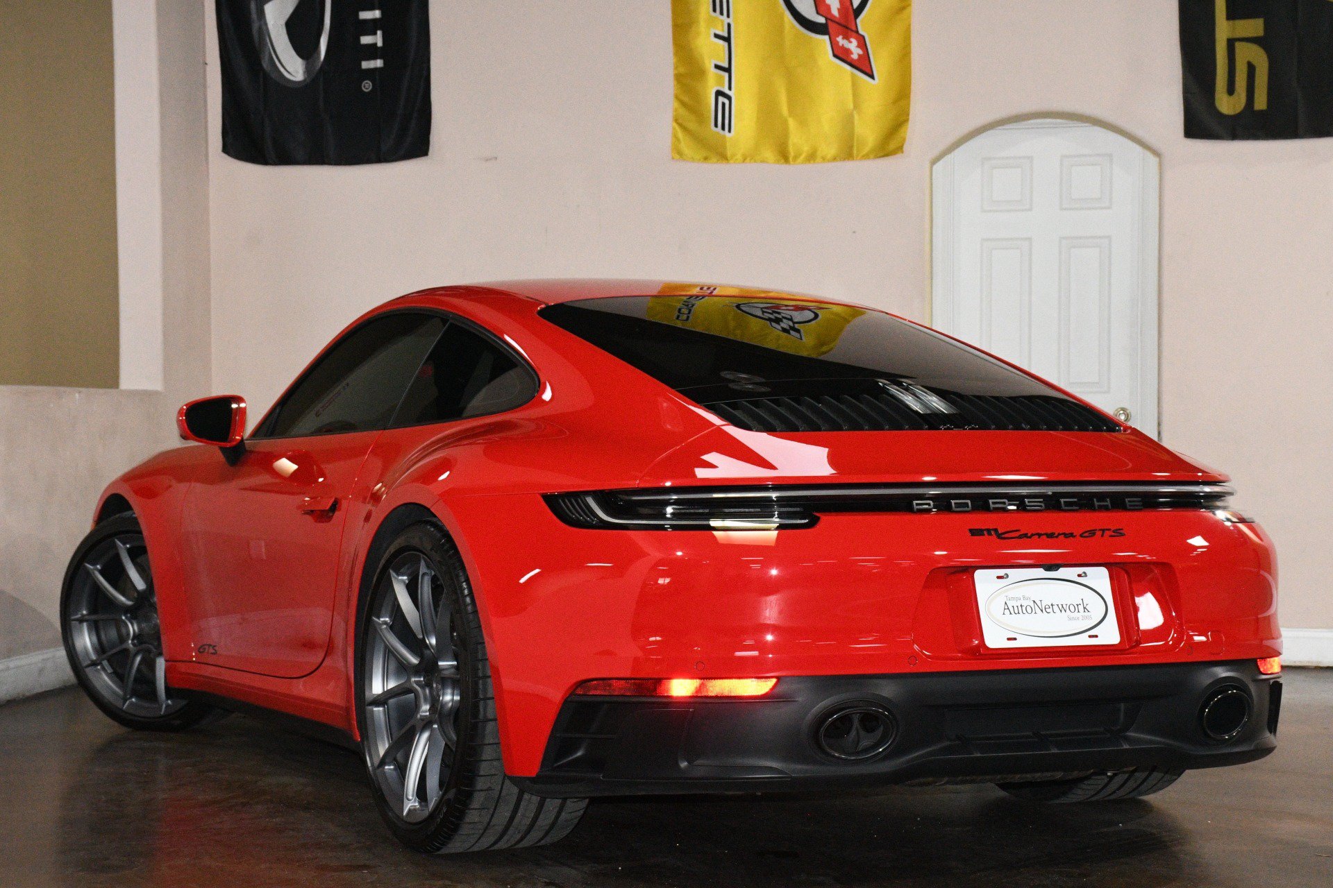 Used 2022 Porsche 911 Carrera GTS RWD image 6