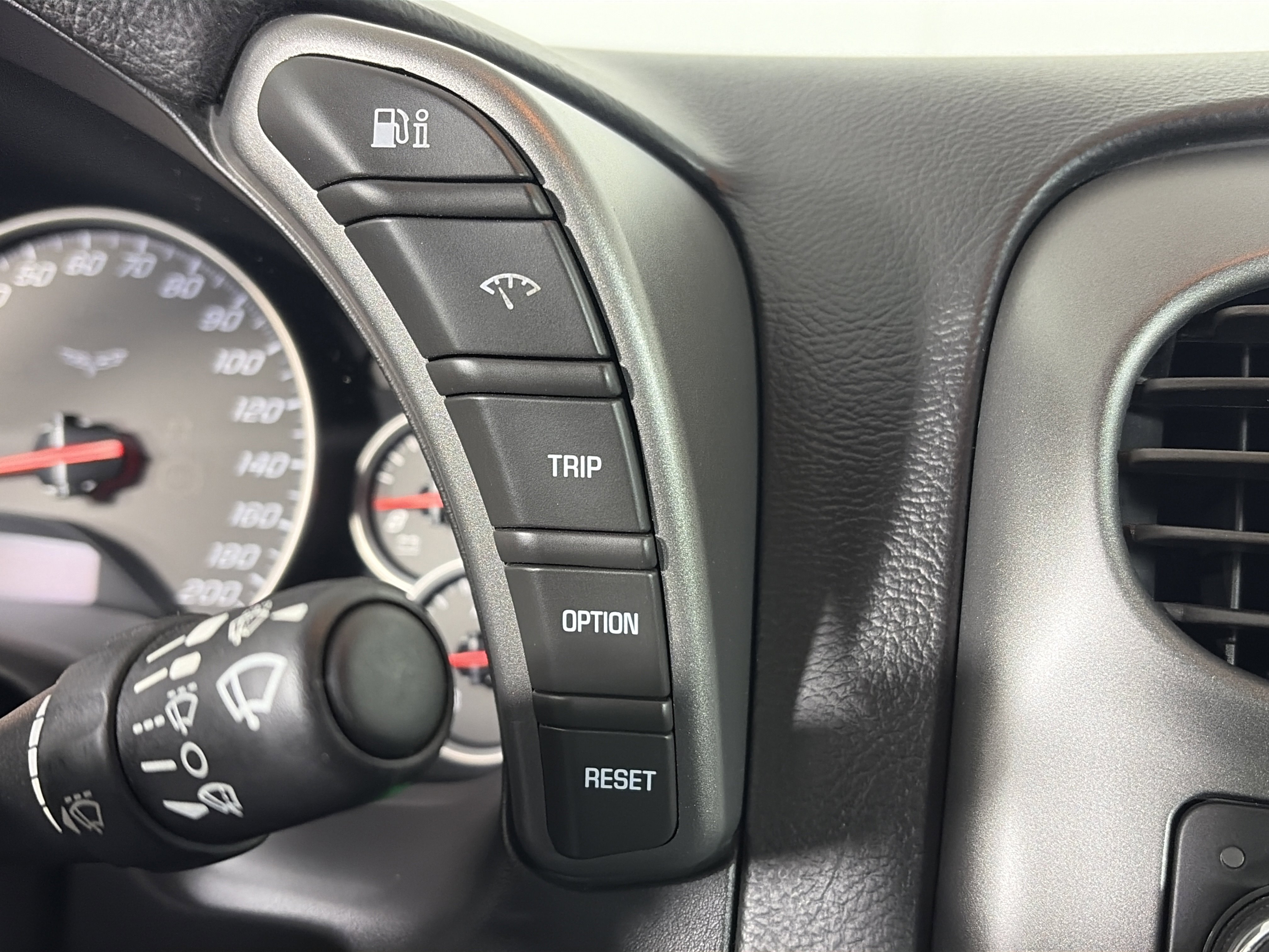 Used 2007 Chevrolet Corvette Coupe w/ Preferred Equipment Group image 26