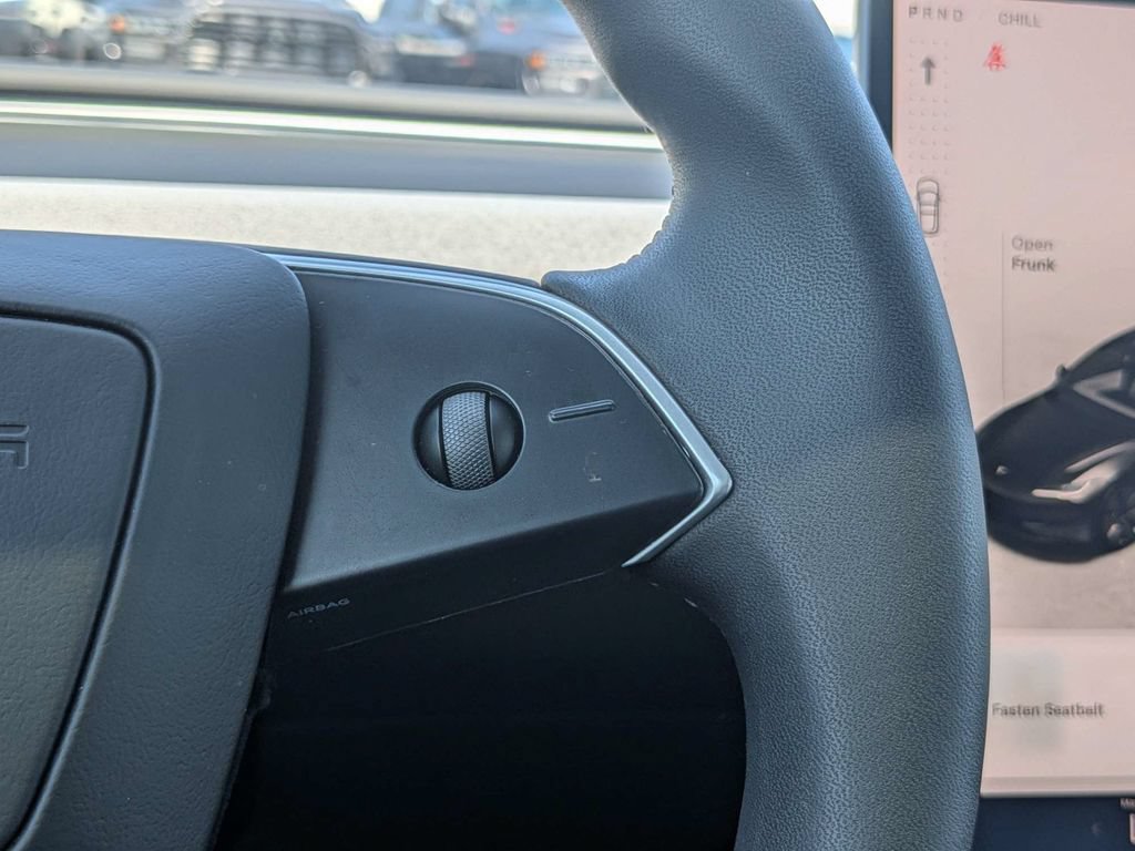 Used 2025 Tesla Model 3 Long Range RWD image 26
