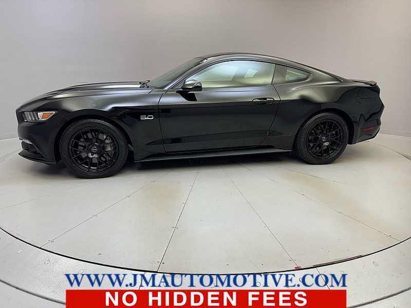 Used 2015 Ford Mustang GT RWD image 2