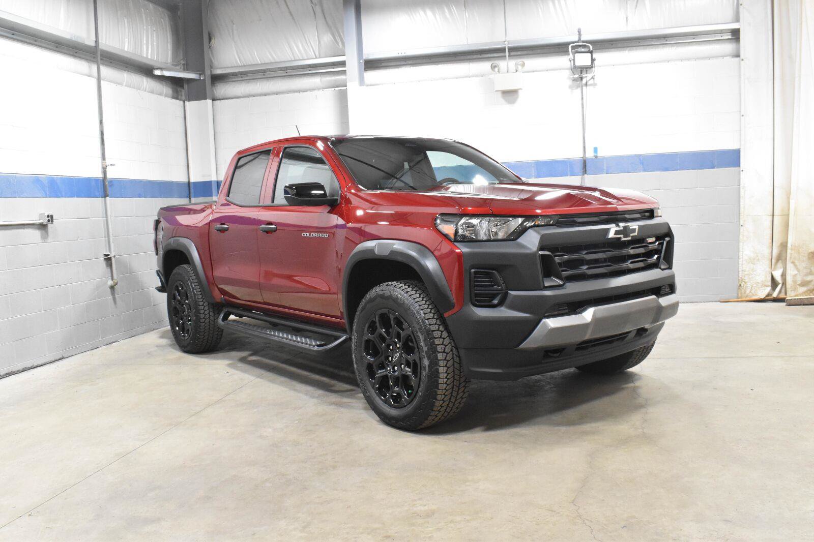Used 2026 Chevrolet Colorado Trail Boss AWD/4WD image 30