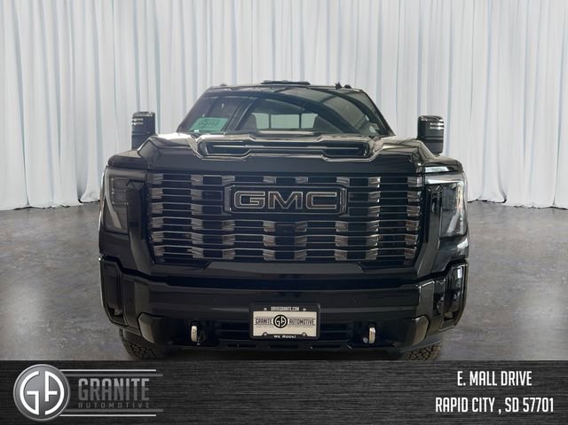 Used 2025 GMC Sierra 2500 Denali Ultimate image 2
