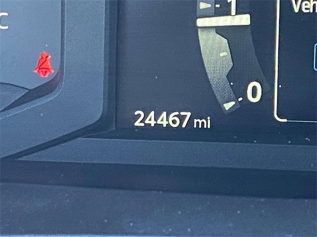 Used 2025 Toyota Tacoma SR5 image 21