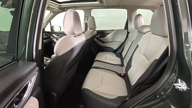 Used 2024 Subaru Forester Premium AWD/4WD image 26