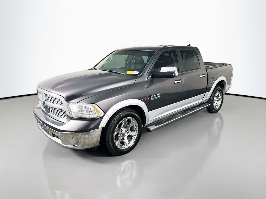 Used 2015 RAM 1500 Laramie w/ Convenience Group AWD/4WD image 3