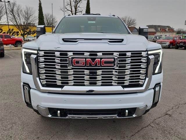 New 2026 GMC Sierra 3500 Denali w/ Denali Reserve Package image 11