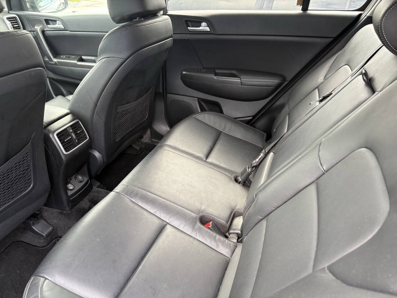 Used 2017 Kia Sportage EX FWD image 9