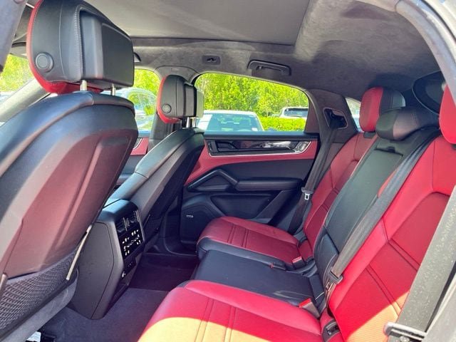 Used 2024 Porsche Cayenne Coupe w/ Premium Package Plus AWD/4WD image 9