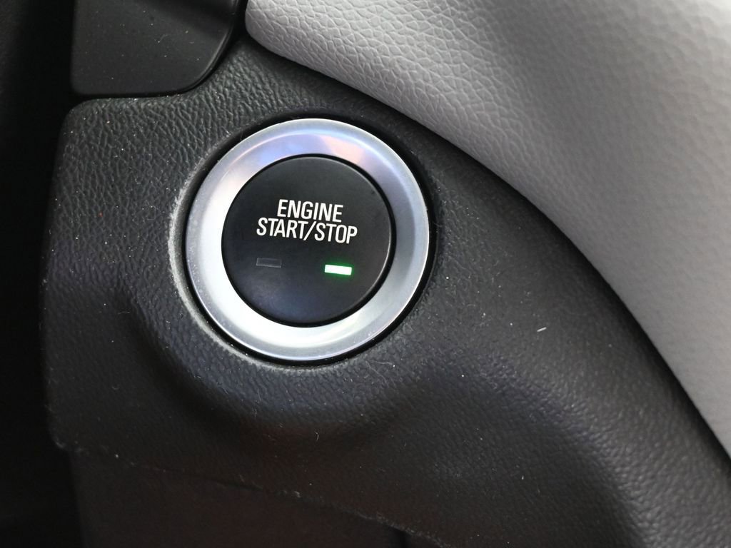 Used 2018 Chevrolet Equinox LS image 28