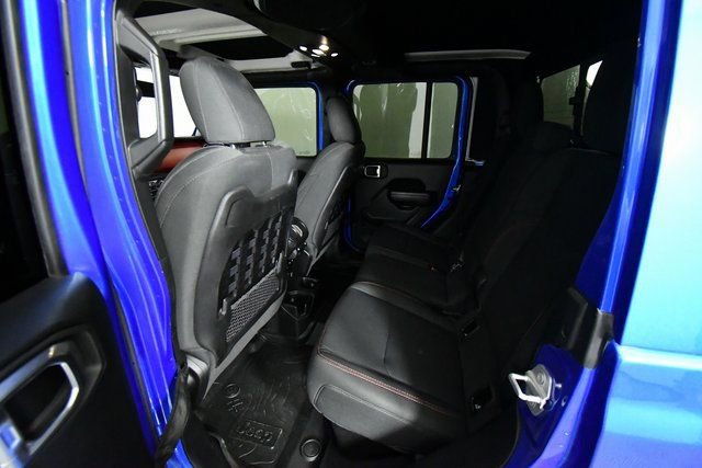 Used 2021 Jeep Gladiator Rubicon w/ Cold Weather Group image 24