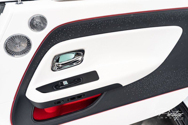 Used 2024 Rolls-Royce Spectre w/ Spectre Launch Package image 40