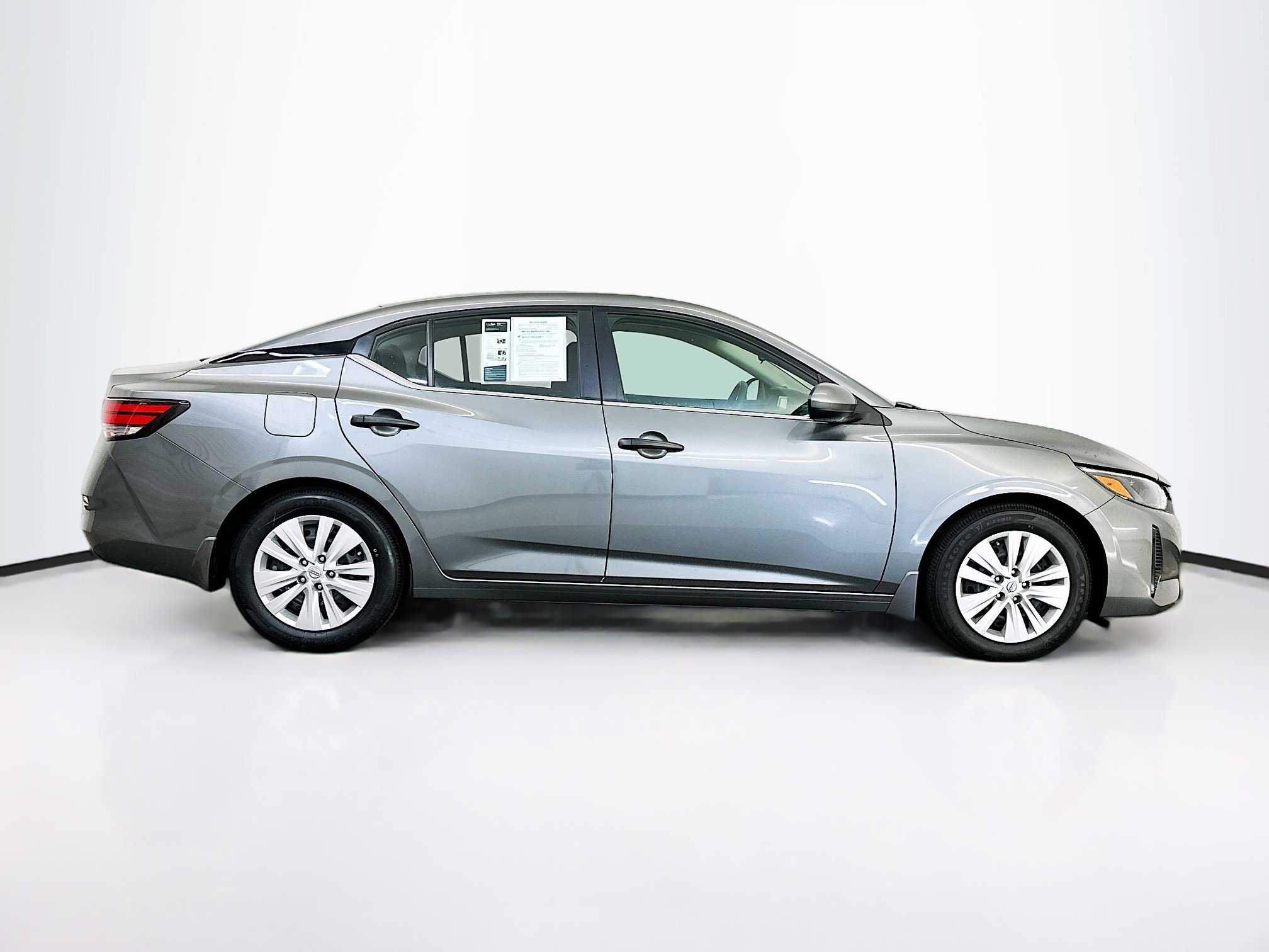 Used 2024 Nissan Sentra S image 10