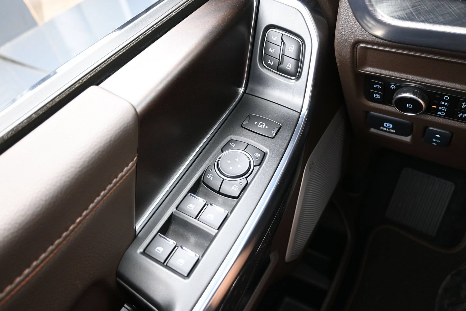 Used 2025 Ford F150 King Ranch AWD/4WD image 25