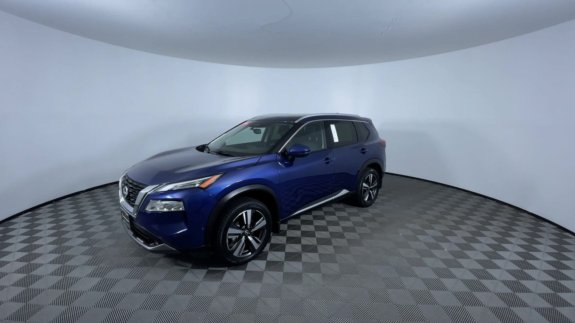 Certified 2023 Nissan Rogue SL w/ SL Premium Package AWD/4WD image 4