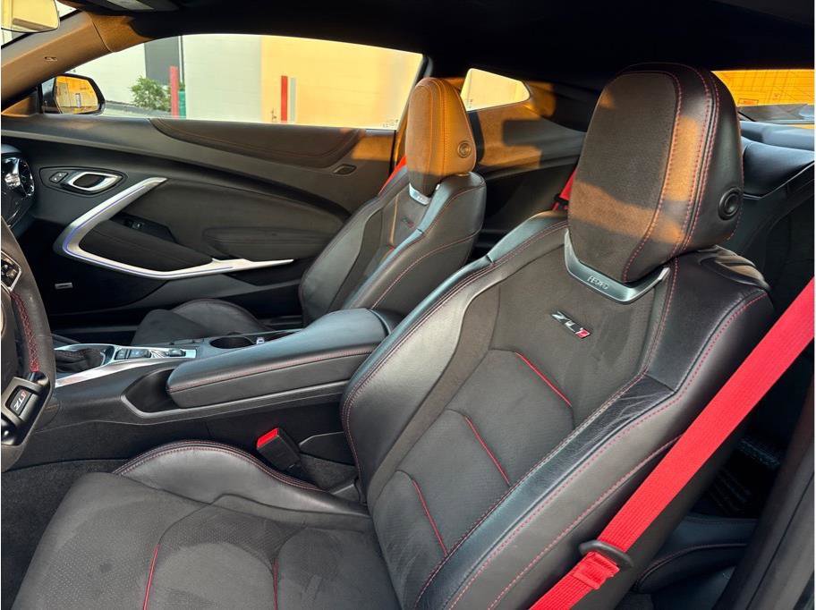 Used 2019 Chevrolet Camaro ZL1 image 15