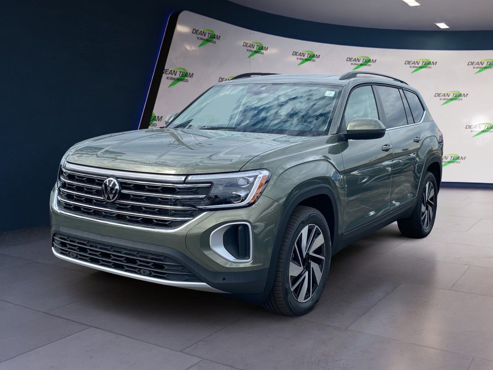 New 2026 Volkswagen Atlas SE image 3
