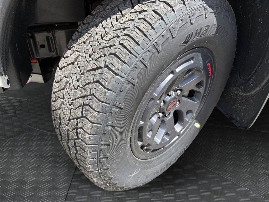 New 2025 Nissan Frontier PRO-4X image 19