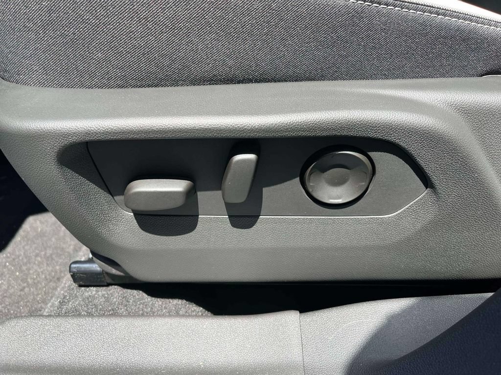 New 2026 Buick Envision Sport Touring AWD/4WD image 24