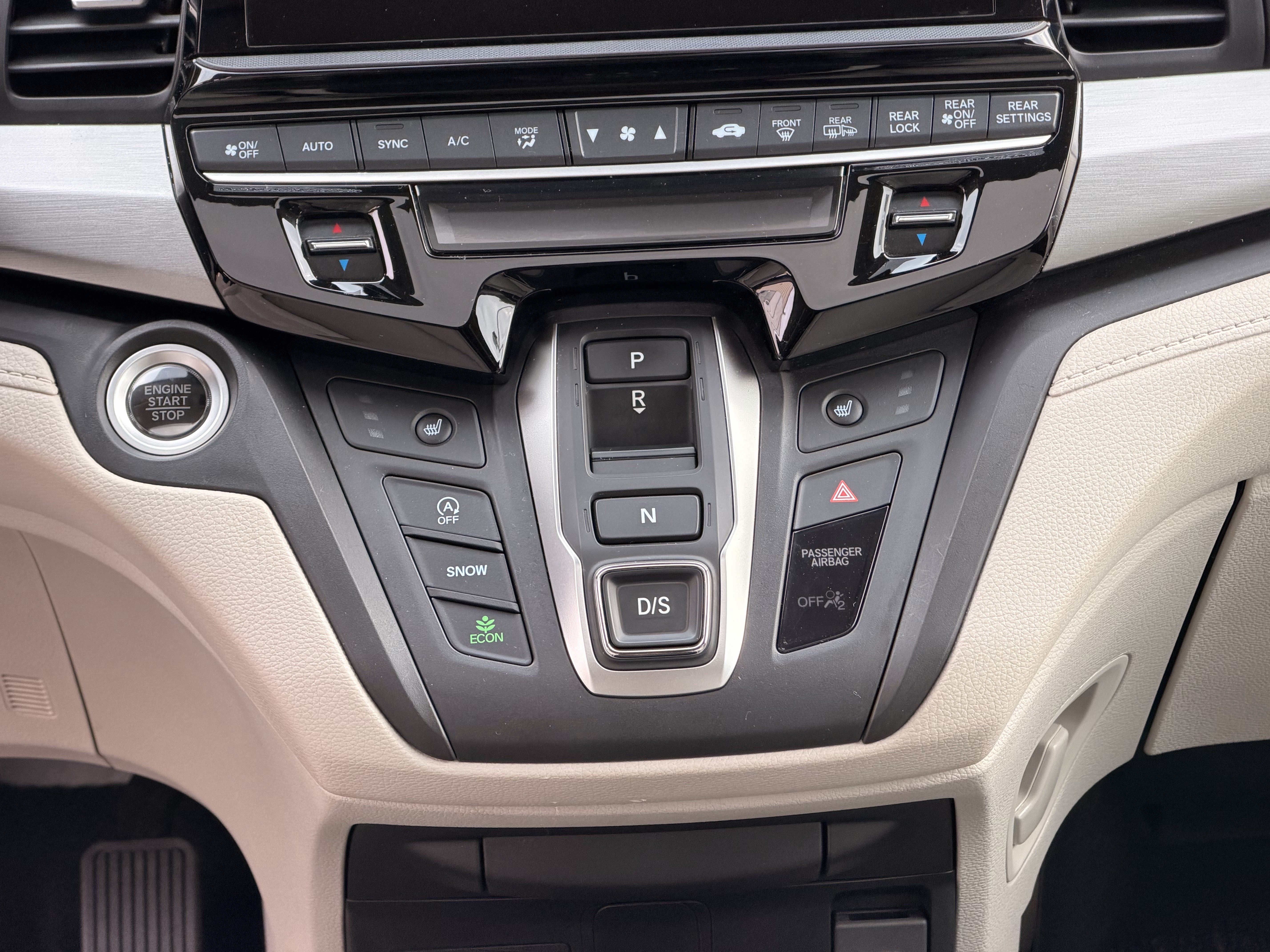 Used 2025 Honda Odyssey EX-L image 17