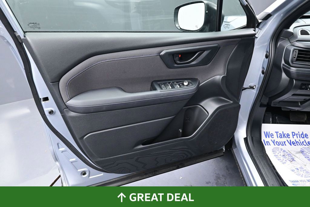 Used 2025 Subaru Forester Premium AWD/4WD image 30