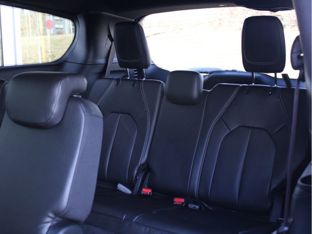 New 2026 Chrysler Pacifica Select image 34