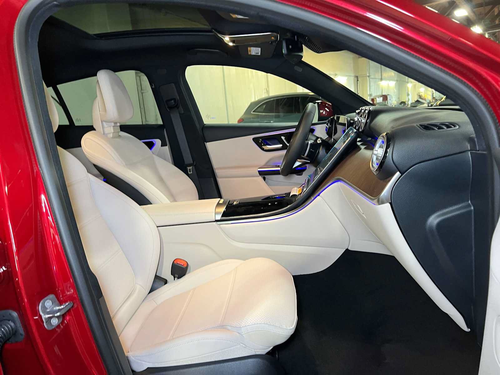 New 2027 Mercedes-Benz GLC 300 4MATIC image 12