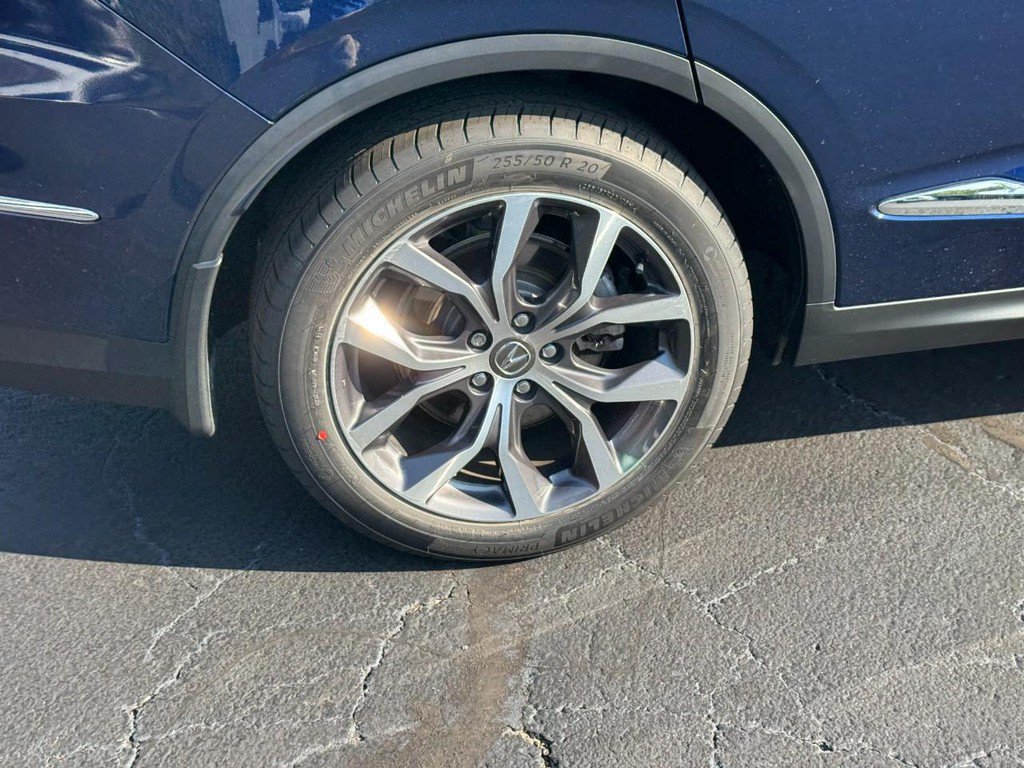 Certified 2024 Acura MDX w/ Technology Package AWD/4WD image 9
