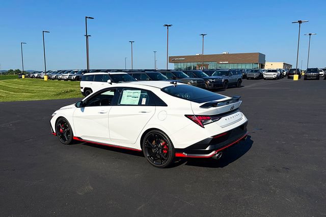 New 2026 Hyundai Elantra N FWD image 5