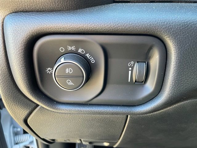 Used 2025 RAM 2500 Tradesman AWD/4WD image 12