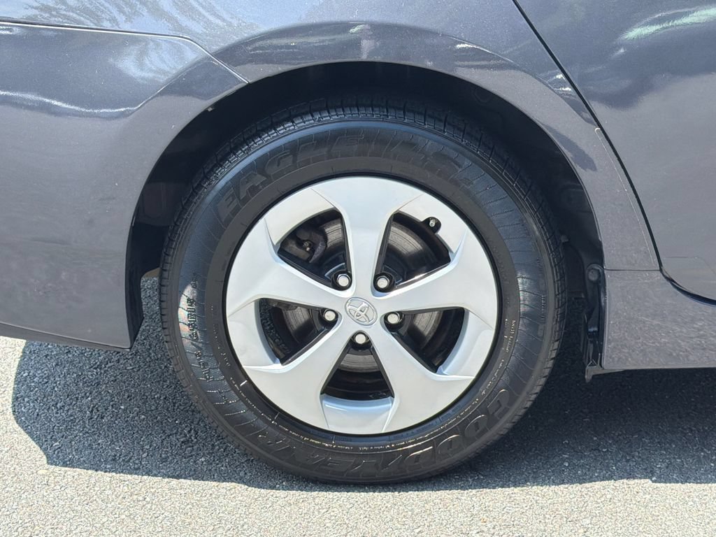 Used 2012 Toyota Prius Three FWD image 7