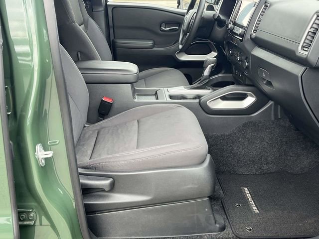 Used 2022 Nissan Frontier SV w/ Technology Package image 22