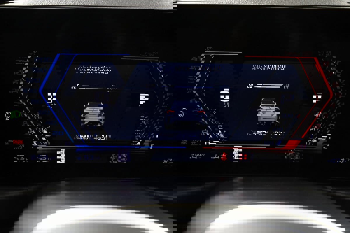 Used 2023 BMW M2 w/ Lighting Package image 24