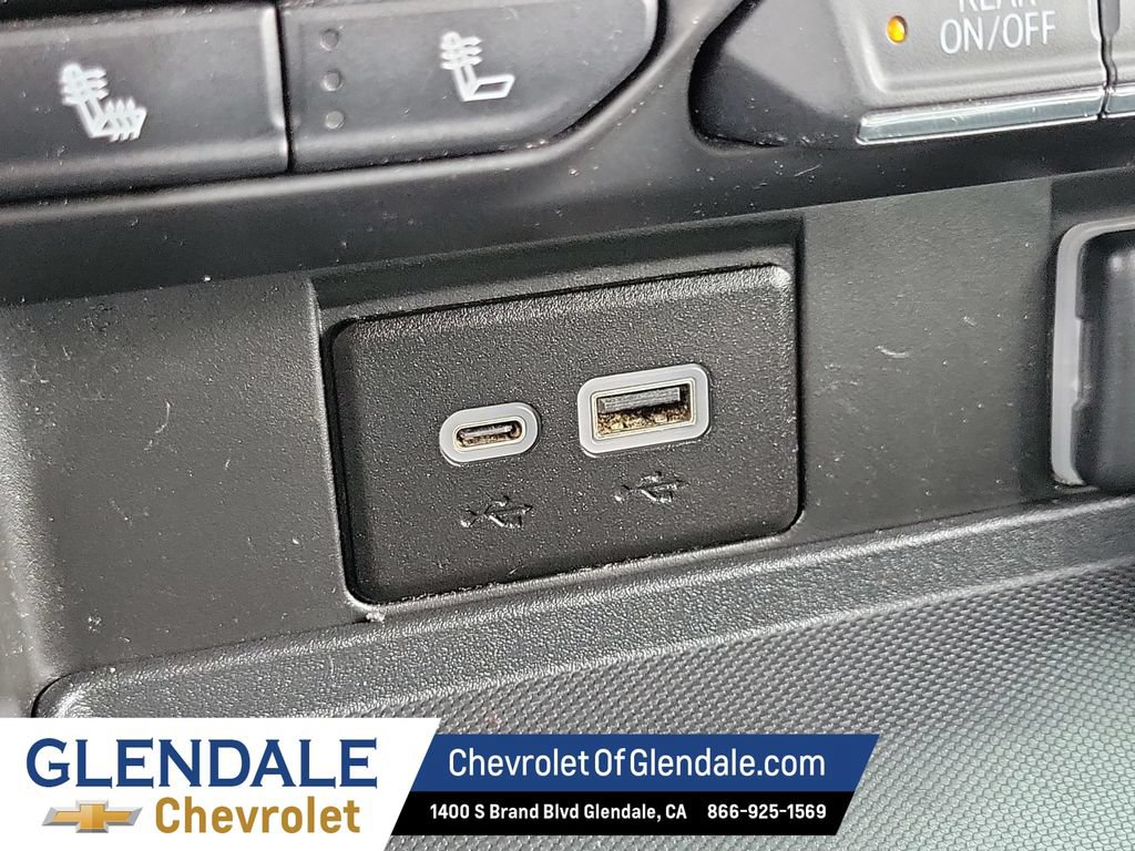 Certified 2024 Chevrolet Suburban LT AWD/4WD image 28
