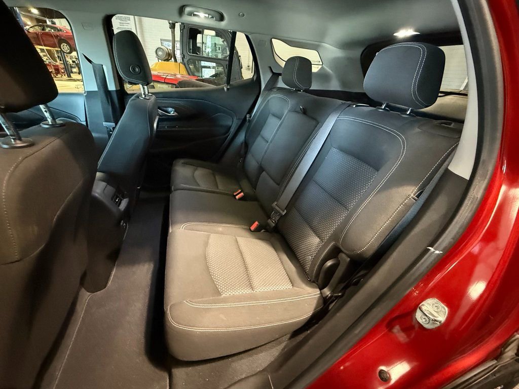 Certified 2022 GMC Terrain SLE w/ Driver Convenience Package image 27