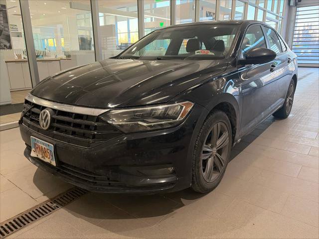 Used 2019 Volkswagen Jetta R-Line w/ R-Line Cold Weather Package image 1