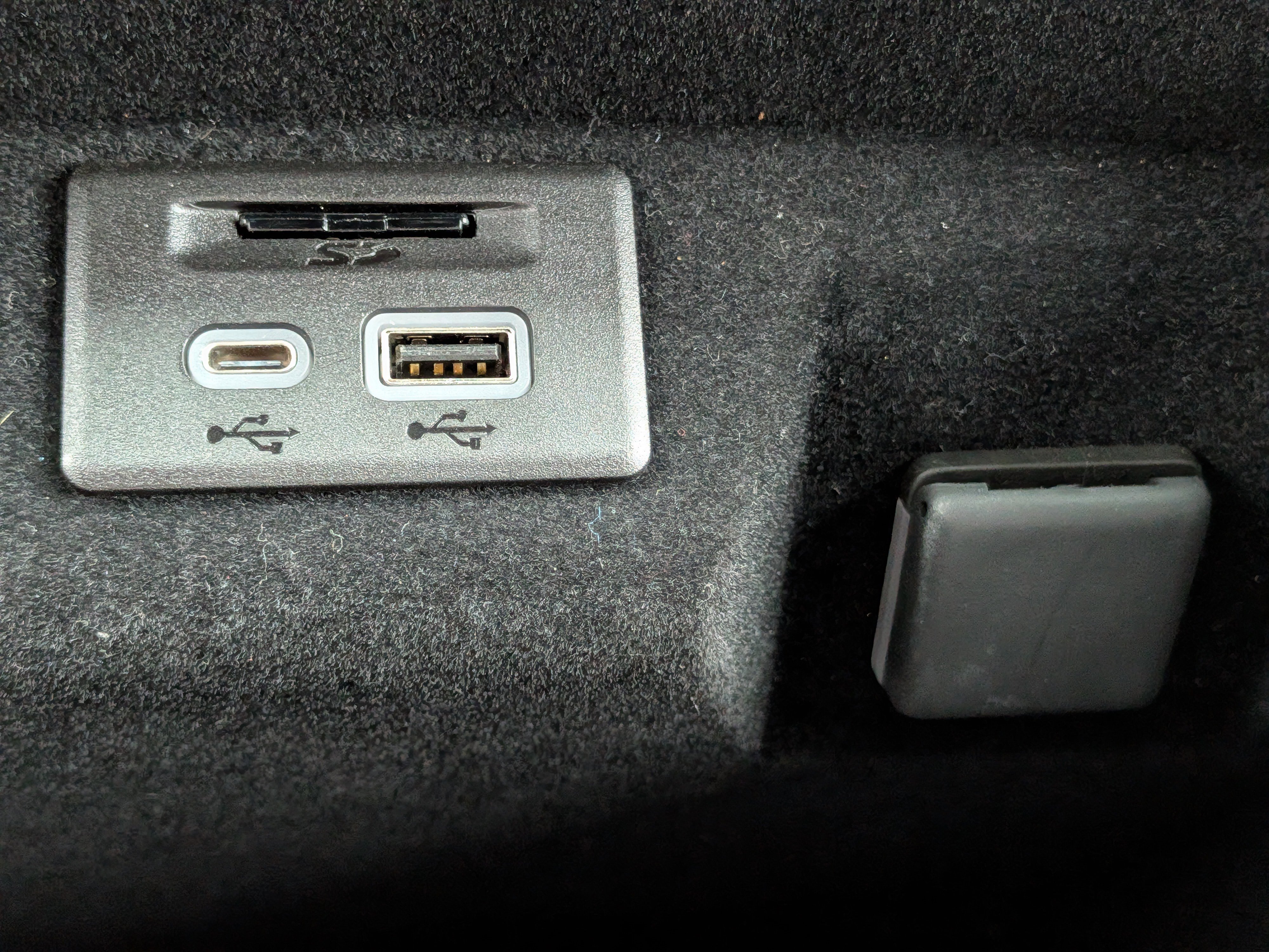 Certified 2023 Cadillac Escalade Sport Platinum image 30