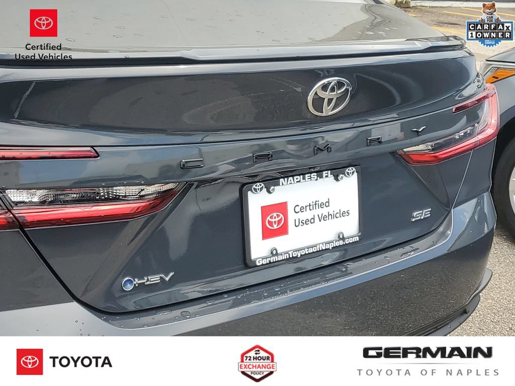 Used 2025 Toyota Camry SE w/ Convenience Package FWD image 19