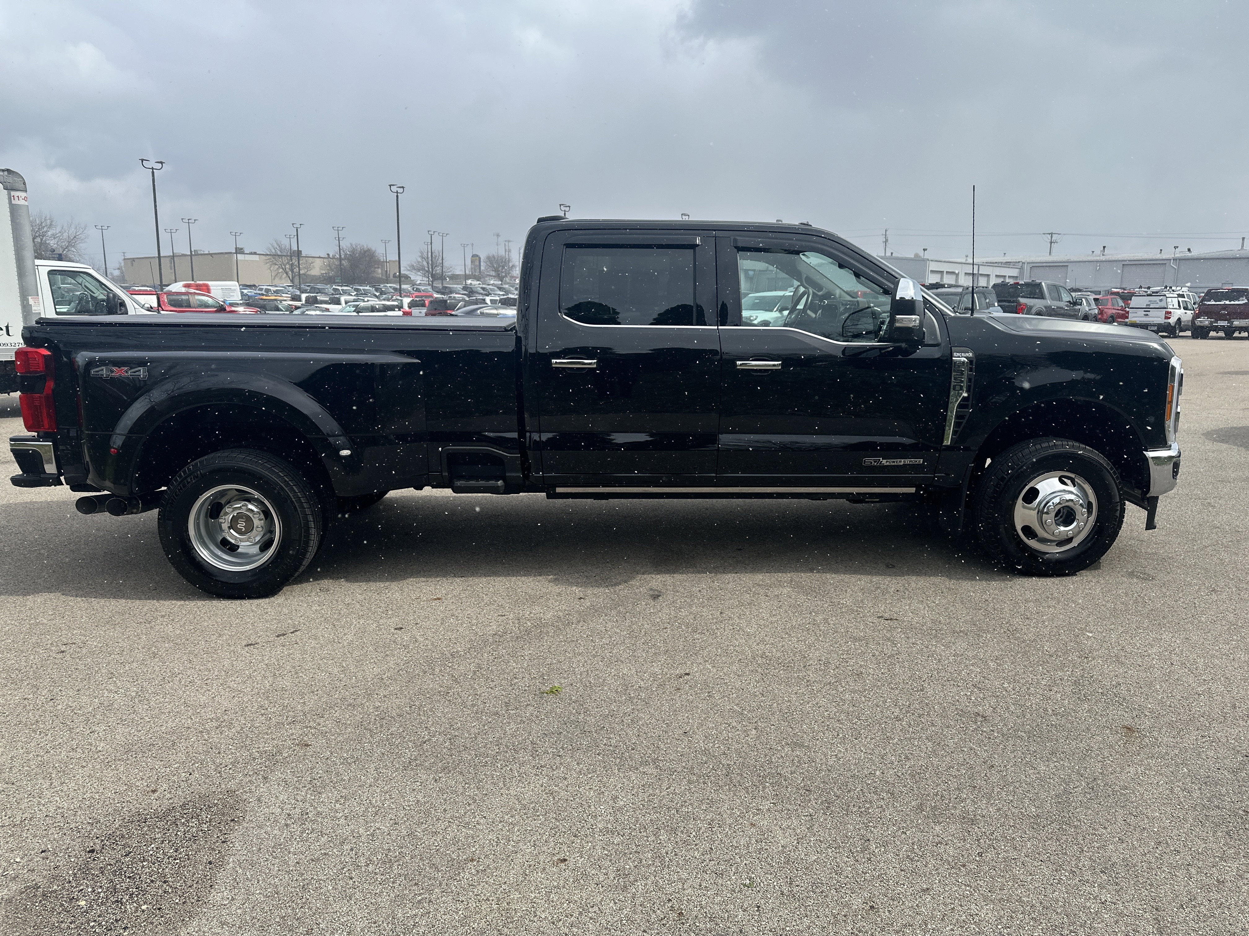 Used 2023 Ford F350 King Ranch w/ Chrome Package image 4